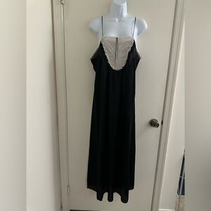 Elegant Black and White Lace Nightgown